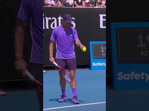 Ballkid LOSES their shoe! 🤣