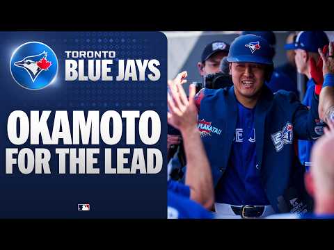 Kazuma Okamoto FOR THE LEAD! He drills a go-ahead solo homer in the 6th for the Blue Jays 😮‍💨