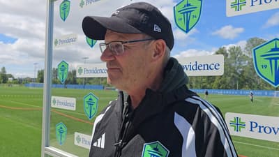 Schmetzer shares insight on lessons learned after LA Galaxy loss, facing LAFC & injury updates 