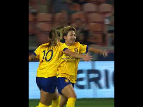 Mina Tanaka is an Artist! 🥹