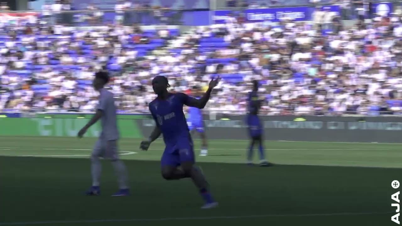 Le 3e but en Ligue 1 de Bryan Okoh