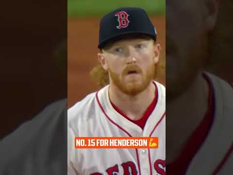 Gunnar Henderson sends one to dead center to get the Orioles on the board!