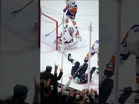 DUNNER BECOMES FIRST #SEAKRAKEN DEFENSEMAN TO 5️⃣0️⃣ GOALS IN FRANCHISE HISTORY #historymade #nhl