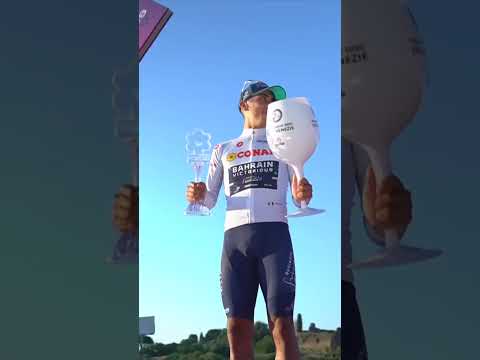 Vamo, Afonso Eulalio! 🤩 The charismatic Portuguese man has won the white jersey at this Giro  🙌