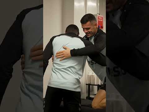 Our #AFCON2025 winner is back in the building 😍🇸🇳