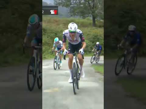 Juan Ayu-go! Marc Soler launches Juan Ayuso on the final climb of Stage 12.