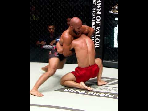 Throwback to when Demetrious Johnson and Danny Kingad collided back in 2019! 🔥