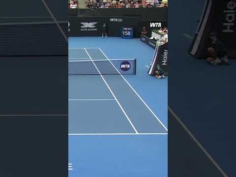 A work of art 🎨 #MadisonKeys #WTA #AdelaideInternational