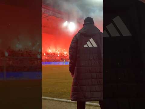 Waren ja auch nur Taschenlampen … 🙃 #FCUnion #FCUSGE #Bundesliga