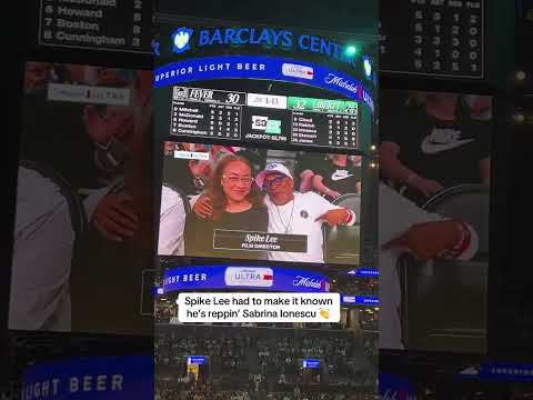 Spike Lee is reppin' Sabrina 👏