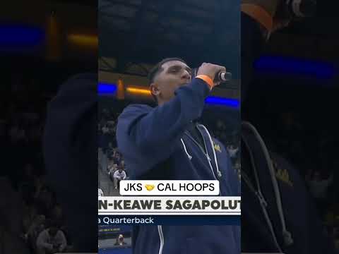 Who better than QB1, Jaron-Keawe Sagapolutele, to get the crowd going? 🔥 #cal #cfb #cbb #basketball