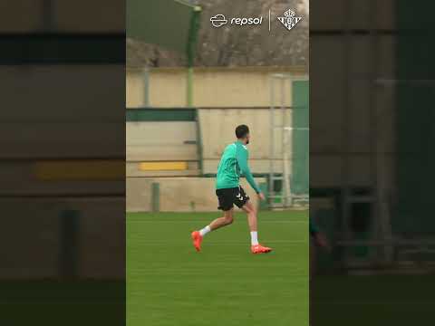 Sigue cumpliendo AÑOS y TEMPORADAS. Pero con la MISMA ENERGÍA que el primer día ⛽️🗓️#MomentoRepsol