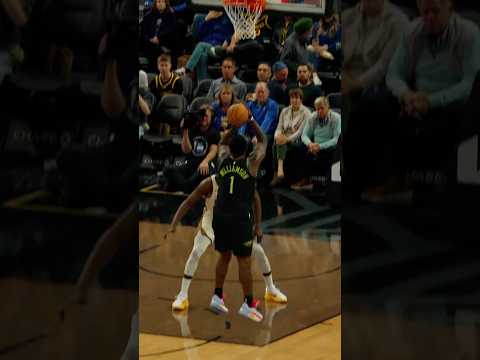 Zion Williamson over Draymond Green #pelicans #nba #shorts
