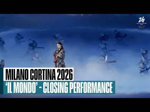 Water cycle performance featuring 'Il Mondo'