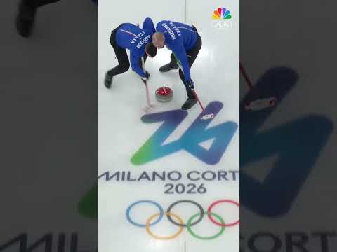 Team Italy opened the score with three points in the first end and went on to win 10-5 over Czechia!