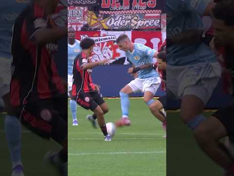 The Assist Goatic! 🅰️🐐 #FCUnion #Bundesliga