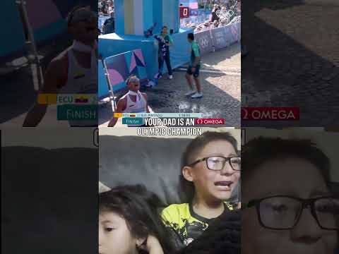 Daniel Pintado wins 20km race walk gold for Ecuador with his kids cheering every step. 🥹
