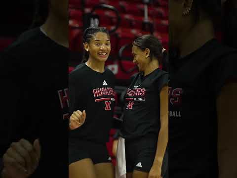 Nebraska volleyball's Harper Murray mic'd up 🎤 #shorts