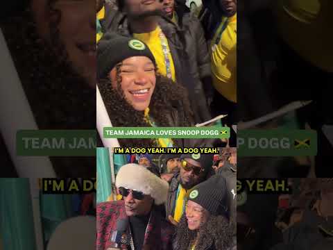 Snoop Dogg 🤝the Jamaican Bobsled team 🇯🇲🛷