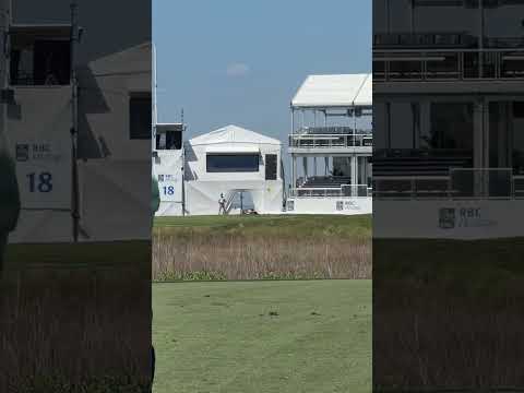 Drawing it off the lighthouse. World No. 1 plays the 18th at Harbour Town to perfection.