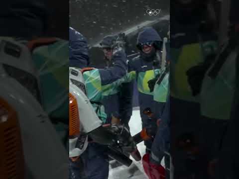 All the hard work that goes into the Big Air prep at #MilanoCortina2026!🥶 #MilanoCortina2026