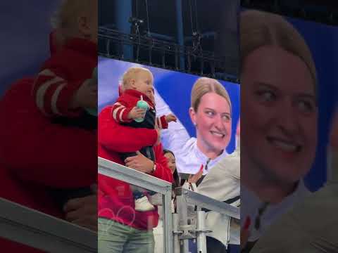 Curling fans are HERE FOR IT 🇺🇸
