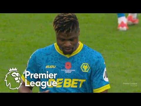 Wolves' Emmanuel Agbadou receives straight-red card against Fulham | Premier League | NBC Sports