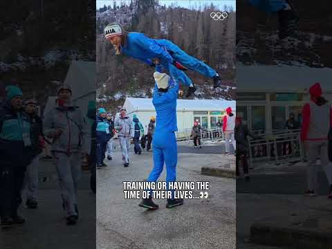 A move straight out of a classic at #MilanoCortina2026 🎬✨#Olympics #WinterOlympics #SkiJumping