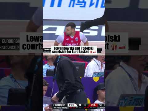 💥 Lewandowski & Podolski showed up at #EuroBasket 🏀🤝⚽️