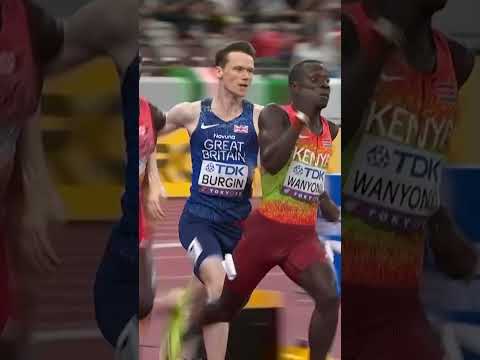 THE MAN FROM ANOTHER PLANET ‼️ Emmanuel Wanyonyi leads from gun to tape in the 800m 😮‍💨 #kenya #run