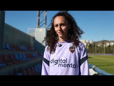 El debut de Gema Soliveres como granota tras su lesión de larga duración | Levante UD