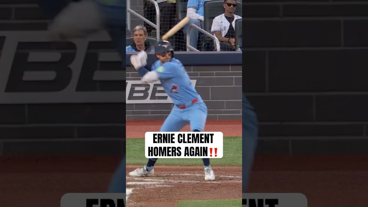 Ernie Clement continues to CRUSH 🐶 #MLB #Toronto #BlueJays