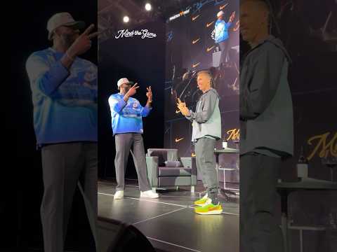 Basketball brilliance was on full display at @FanaticsFest 🔥 #lebronjames #stevenash #fanatics