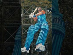 Between the creases, only one rule applies. If you can’t meet ‘em, beat ‘em. | Nike