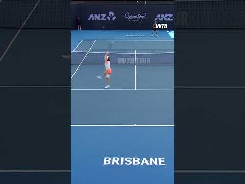 Poised under pressure 😌 #WTA #LindaNoskova #BrisbaneTennis