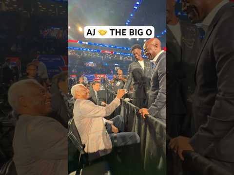 AJ Dybantsa meets Oscar Robertson at the 2026 NBA DRAFT 🤝