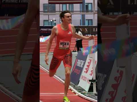 Josh Hoey shatters the 800m indoor world record 🤯 | World Indoor Tour 26