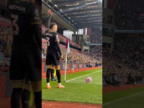 Lesley’s first goal for the Clarets 🙌 #BurnleyFC #football #premierleague