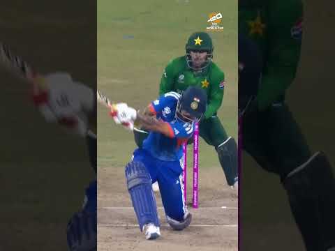 The crack of willow on leather was heard around the grounds with @budweiserindia Smooth Sixes 😍