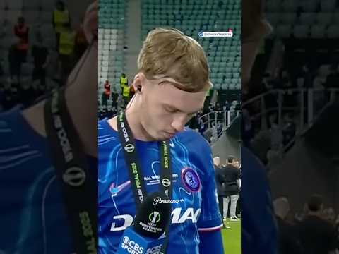 Cole Palmer gets creative holding his Player of the Match trophy 😂🏆 | CBS Sports Golazo