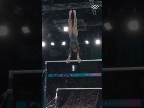 Not even a scary fall could stop Flavia Saraiva.❤️‍🔥#Olympics #ARTWorlds2025 #JakartaGymnastics2025