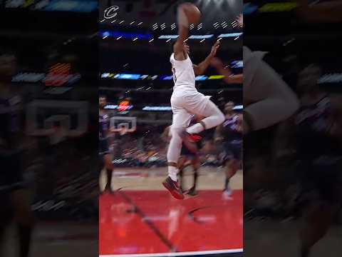 🤯 DE’ANDRE HUNTER POSTER. #LetEmKnow #Cavs #DeandreHunter #NBA #Shorts