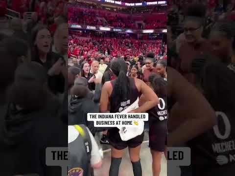 The WNBA semifinals are tied 2-2 🤝