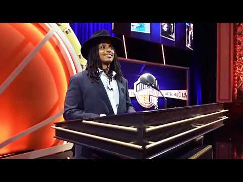 Agent Streams From The 2025 Basketball Hall of Fame Red Carpet!