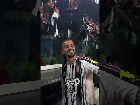 ZHEGROVA with our FANS 💕💕 #football #juventus