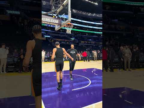 A little warmup for Saturday 👀  #spurs #nba #carterbryant #dunkcontest