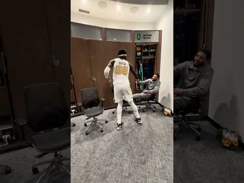 We LOVE this team ☘️ #celtics #nba #shorts