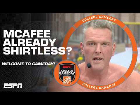 Desmond Howard gets the Wolverines HYPE + Pat McAfee is SHIRTLESS in 22 DEGREES?! | College GameDay