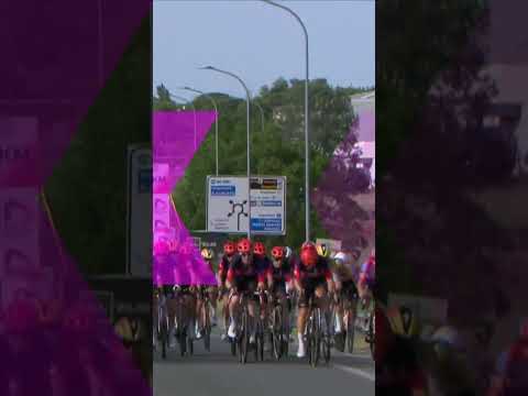 Way too close 😮 A scary moment on Stage 1 of the Giro d'Italia Women — please let the riders race! 🙏