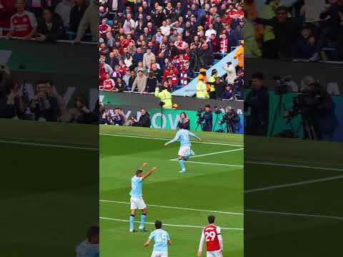 Cherki makes it look easy 😮‍💨 #cherki #mancity #football #premierleague #shorts #ytshorts #goals